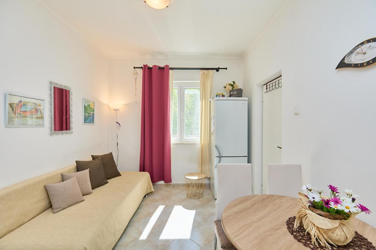 Studio Dolores-Apartment By The Sea Maranovići Kültér fotó